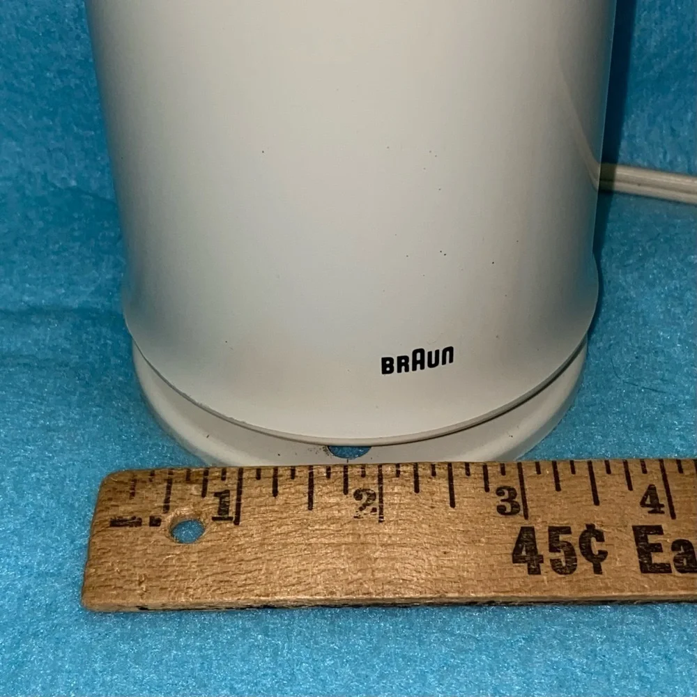 BRAUN Aromatic Coffee Grinder for coffee beans model #KSM 2 vintage tested white
